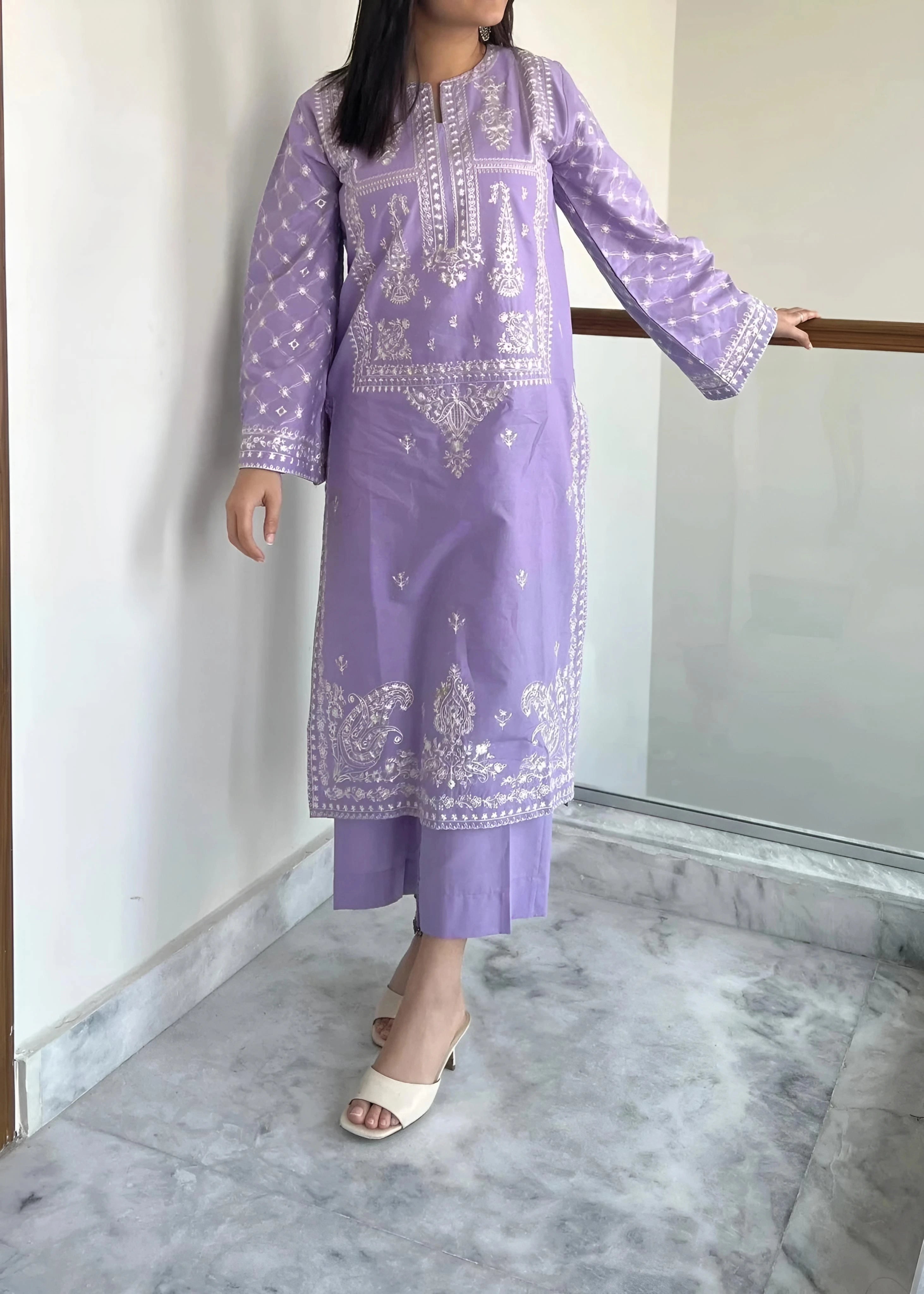 Lavender Grace | R-2